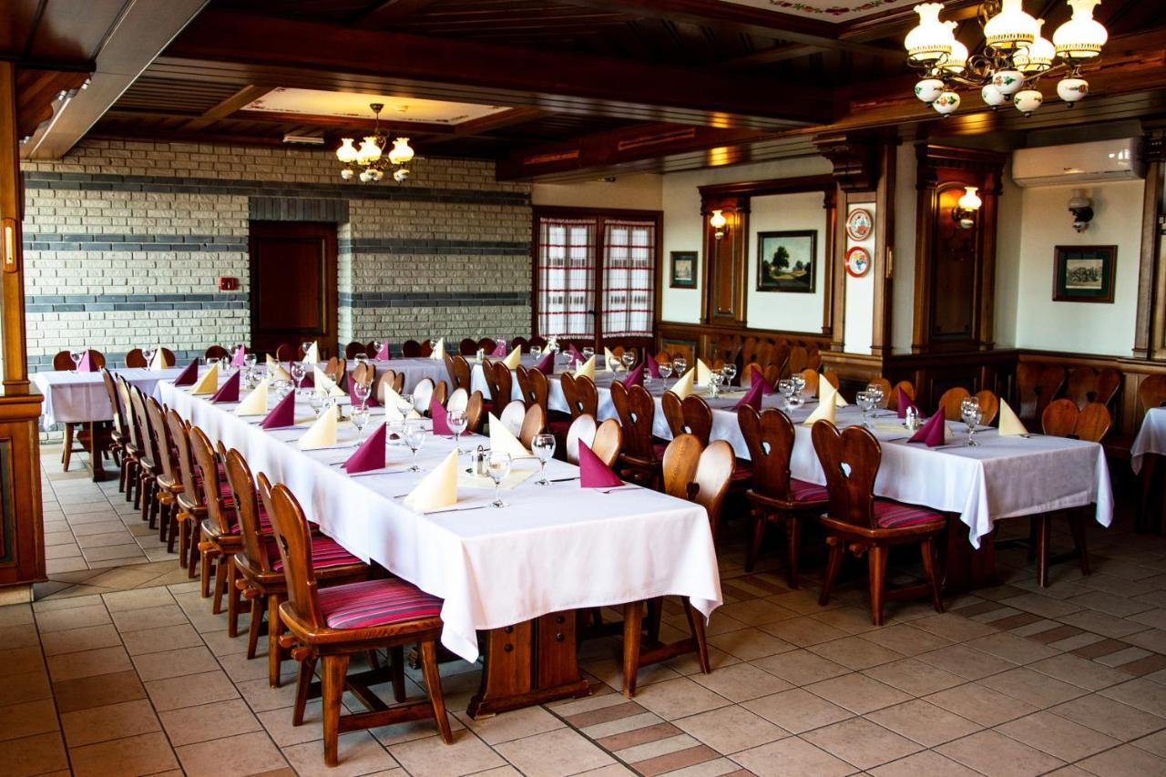 Rosengarten Hotel & Restaurant Sopron Exterior photo